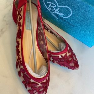 Blue By Betsy Johnson Flats (8.5)